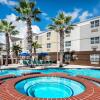 Отель Candlewood Suites Galveston, an IHG Hotel, фото 17