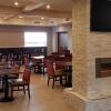 Отель Comfort Inn & Suites, фото 2