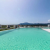 Отель Newly Built 3-Bdrm Luxury Apt W/ Stunning Sea Views, фото 2
