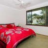 Отель Cara Nobbys Beach 11 Wesley Avenue, фото 2