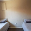 Отель Comfortable Furnished Apartment Wi-fi Free Parking, фото 1