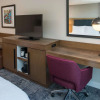 Отель Hampton Inn & Suites Portland-Pearl District, фото 34