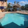 Отель Calypso Kiwi at Coconut Villas of Dunedin - Two Bedroom Condo, фото 9