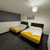 Отель Stunning 4-bed House in Leeds Close to Center, фото 4