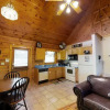 Отель Fever 1 Bedroom Cabin by RedAwning, фото 13