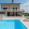Отель Inviting Villa in Pescara with a private swimming pool, фото 23