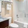 Отель Quality Inn & Suites, фото 10