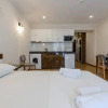 Отель Comfy and Modern Studio Apartment In The Center of Batumi, фото 2