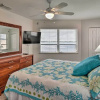 Отель Waterfront Nettles Island Beach House: Pool Access, фото 5