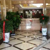 Отель YiJing Business Hotel Of ZhangYe, фото 9
