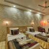 Отель Vishwaratna Hotel, фото 4