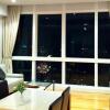 Отель 1 Bedroom at Millennuim Residence Sukhumvit, фото 1