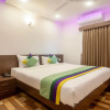 Отель Treebo Elite Plaza, 700 Mtrs From Madikeri Fort, фото 19