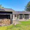 Отель 6 Person Holiday Home in Albaek, фото 22