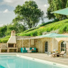 Отель Independent Luxury Villa with Pool and Jacuzzi in the Chianti Region-PODERE DEGLI DEI, фото 1