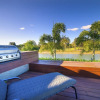 Отель The Pinnacle @ Hope Island Resort, фото 39