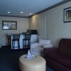 Отель Rodeway Inn & Suites, фото 40