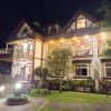 Отель Rong Yuan Gu Homestay, фото 1