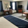 Отель American Inn North Kansas City, фото 7