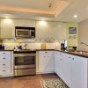 Отель This Condo Is Located In One Of Islamorada's Most Prestigious Condo Complexes. 2 Bedroom Condo by Re, фото 3