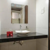 Отель OYO 477 Apartment Bandra East, фото 8