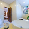 Отель Villa 3br -100m to Kudetaseminyak Beach, фото 6