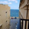 Отель Valletta 2 bedroom sleeps 6 apartment walking distance to centre and the sea, фото 16