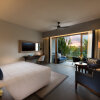 Отель Anantara Iko Mauritius Resort & Villas, фото 3