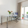 Отель Palaio Faliro Gem 1 Bd Apt with Balcony, фото 2