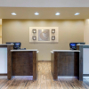 Отель Comfort Inn & Suites Near Six Flags & Medical Center, фото 3