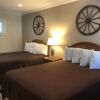 Отель Westward Wagon Inn Theme Park Entrance, фото 22