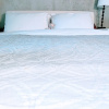 Отель Queen St West Designer Executive Suites, фото 8