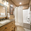 Отель Wanderer by Avantstay Sleeps 34, A+ Custom Smokies Cabin, фото 9