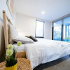 Отель Luxury and Stylish Apt on NB Ave, фото 3
