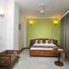 Отель OYO Rooms Hazrat Nizamuddin в Нью-Дели