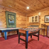Отель Apple Bear Lodge - Four Bedroom Cabin, фото 18