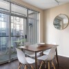 Отель Bellevue Designer 1BD Plus Den 1BA Apartment, фото 10