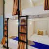 Отель SPOT ON 92975 Aria Hostel Capsul Cihampelas, фото 14