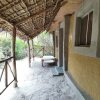 Отель Room in B&B - Mida Creek Eco Camp - Eco Lodge, фото 4