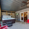 Отель Emory House 8 Bedroom Home with Hot Tub, фото 15