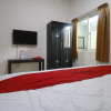 Отель RedDoorz @ Jalan Krakatau Medan, фото 6