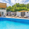Отель Awesome Home in Premantura With Outdoor Swimming Pool, Wifi and 3 Bedrooms, фото 1