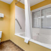 Отель Comfort Inn & Suites, фото 9