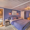 Отель Lake Cabin w/ King Bed, Foodie Kitchen, & Views, фото 6