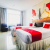 Отель Reddoorz Plus near Mall Ratu Indah 2, фото 5