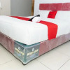 Отель RedDoorz Plus Near Transmart Kairagi Dua Manado, фото 20