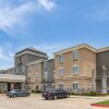 Отель Comfort Suites Near Texas A&M University - Corpus Christi, фото 35