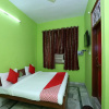 Отель OYO 12133 Hotel Shanti, фото 17
