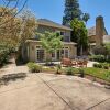 Отель Spacious & Welcoming Close To Stanford & Tech 4 Bedroom Home by RedAwning, фото 1