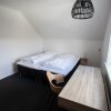 Отель The Bird / Guesthouse / 10 Min Walk Downtown в Торсхавне